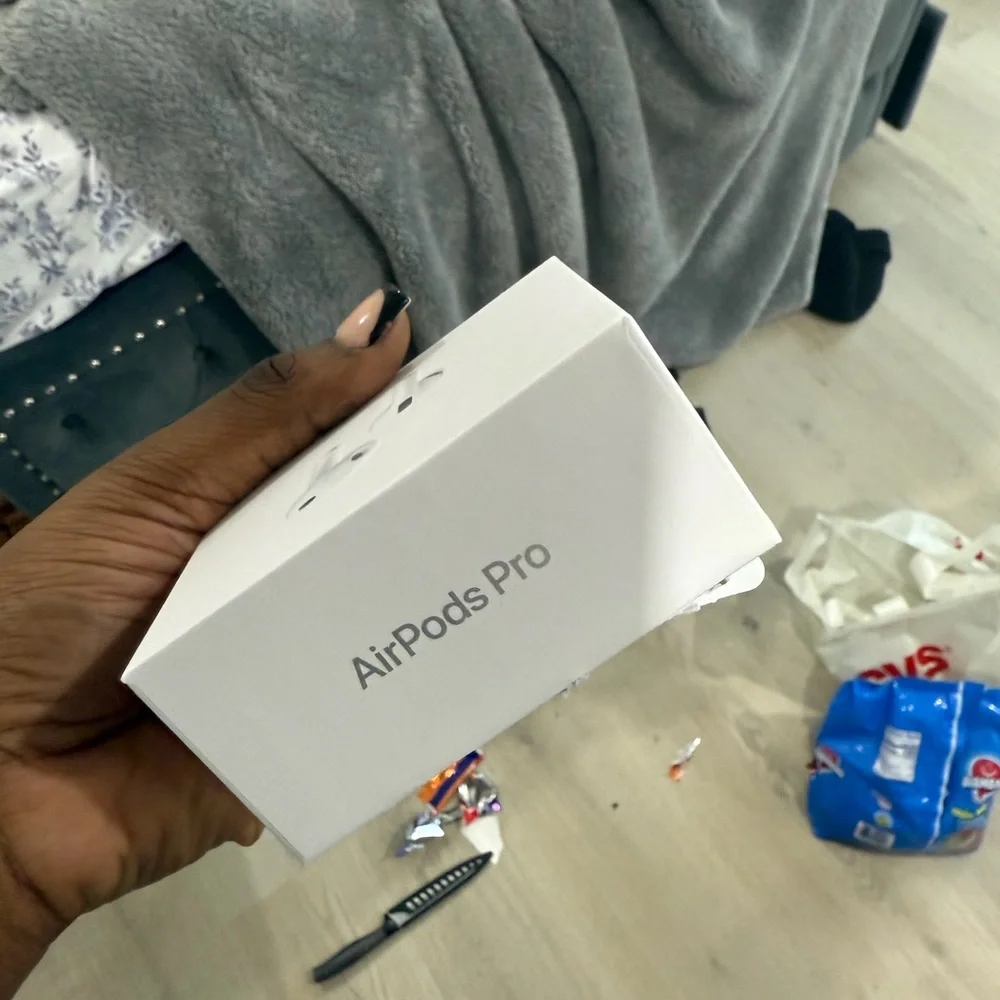 Apple 3rd Gen Wireless Earbuds with Charging Case - White